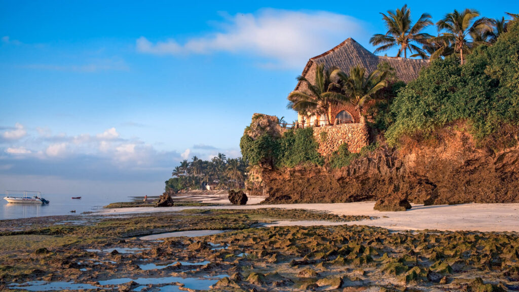 10-Day Iconic Kenya Wildlife and Beach Safari